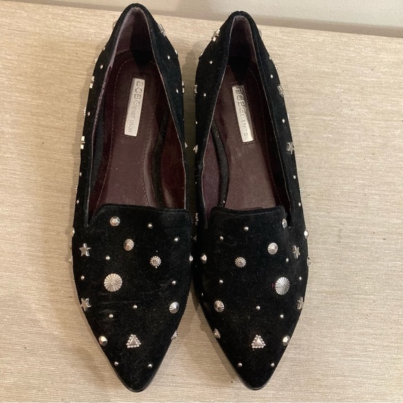 BCBGENERATION Sz 7  Nikkola Slip On Metal Studs Suede Slip On Pointy Toe Shoes - Picture 3 of 16